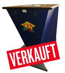 Cocktailtisch mit Touchscreen