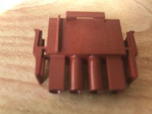 10 Stück STECKER 4-polig gesamt € 4