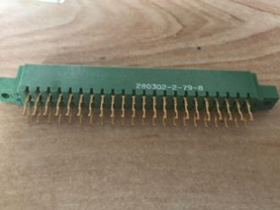 PLATINEN STECKERLEISTEN 22-polig